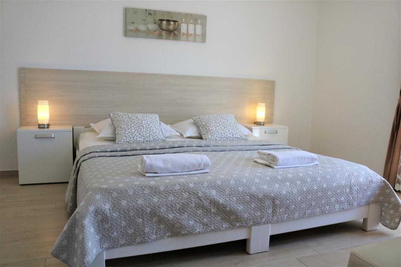 Apartments Irma Baška Voda エクステリア 写真