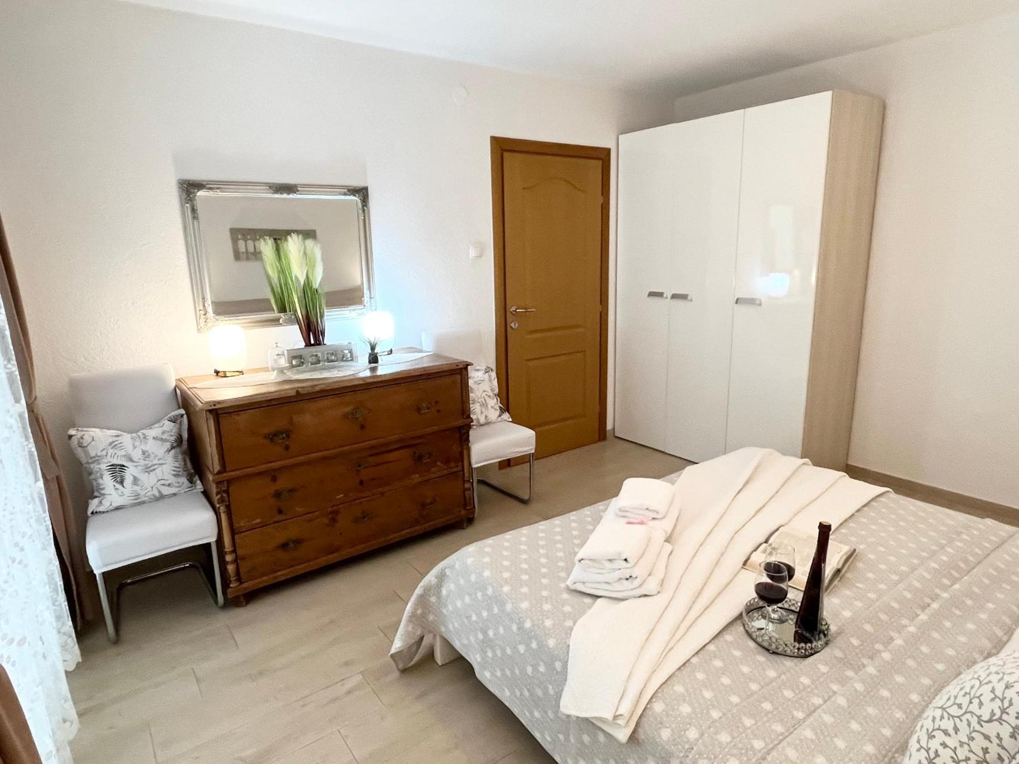 Apartments Irma Baška Voda エクステリア 写真