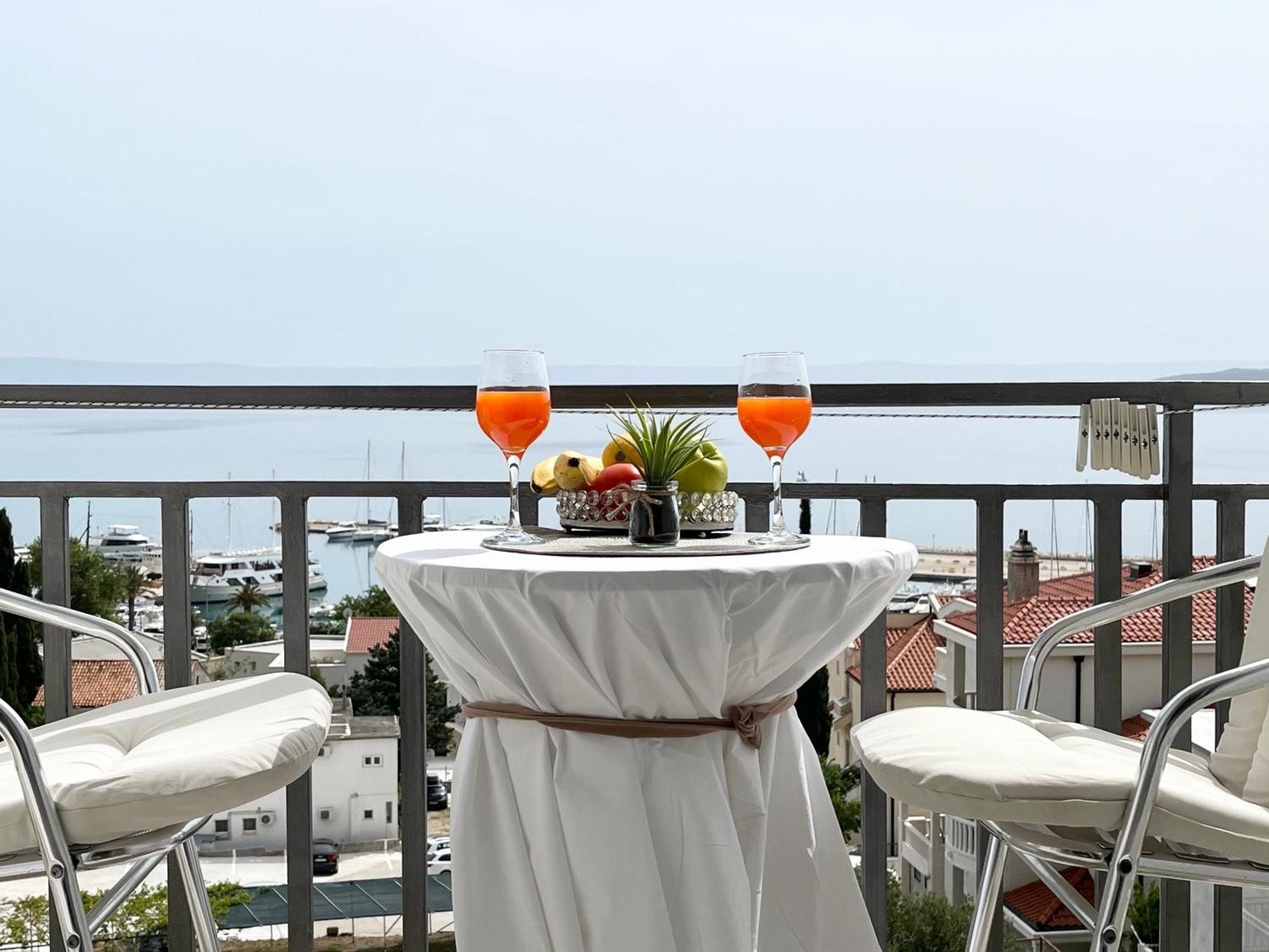 Apartments Irma Baška Voda エクステリア 写真