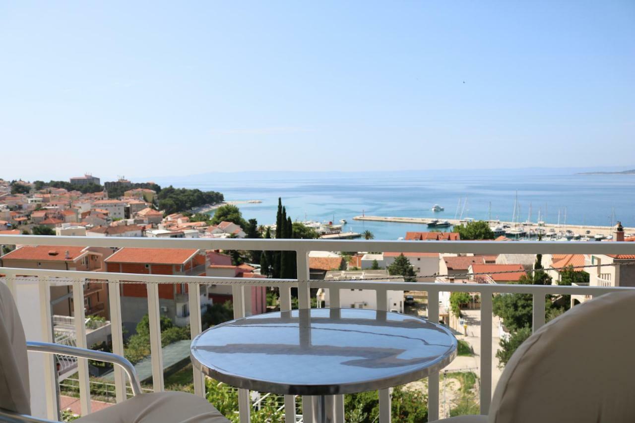 Apartments Irma Baška Voda エクステリア 写真