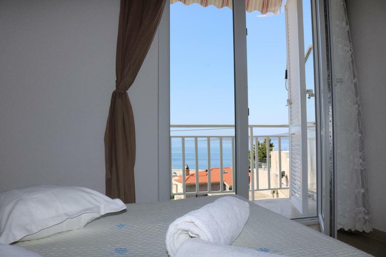 Apartments Irma Baška Voda エクステリア 写真